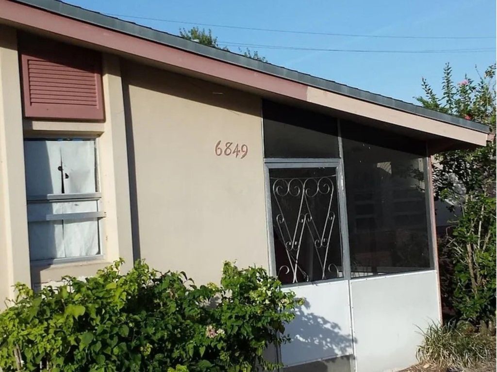 6849 NW 30th Street 4, Fort Lauderdale, FL 33313