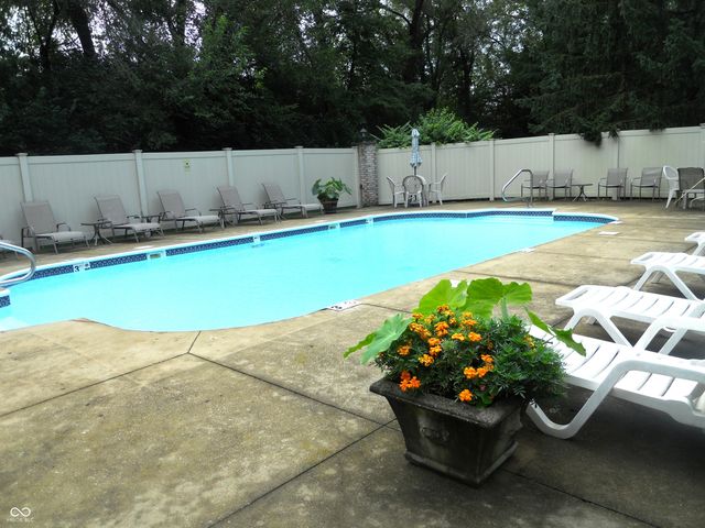 1618 Briarstone Way, Indianapolis, IN 46227