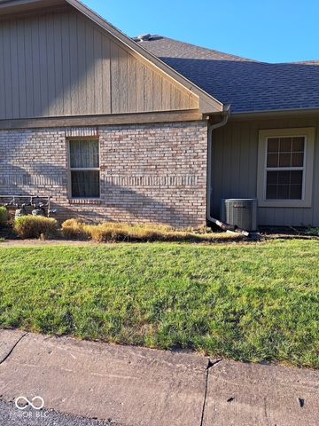 1618 Briarstone Way, Indianapolis, IN 46227