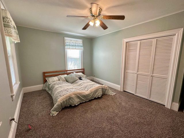 903 SMITH STREET, New London, WI 54961