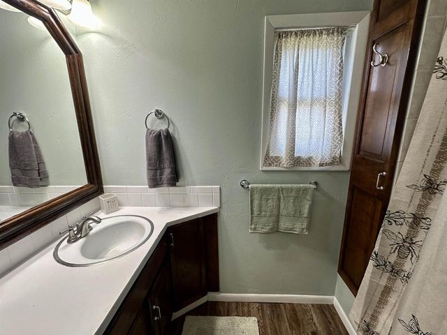 903 SMITH STREET, New London, WI 54961