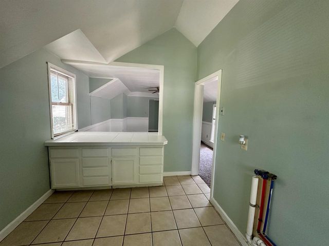 903 SMITH STREET, New London, WI 54961