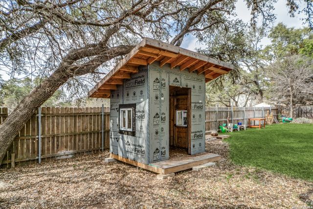 8639 Flint Rock, Boerne, TX 78006