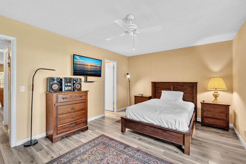 Image 13 of property listing at 339 Mansfield I 339, Boca Raton, FL 33434