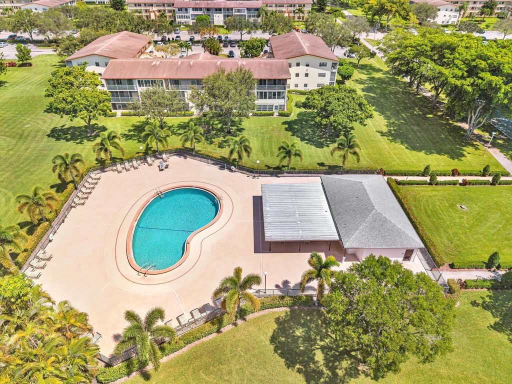 Image 21 of property listing at 339 Mansfield I 339, Boca Raton, FL 33434