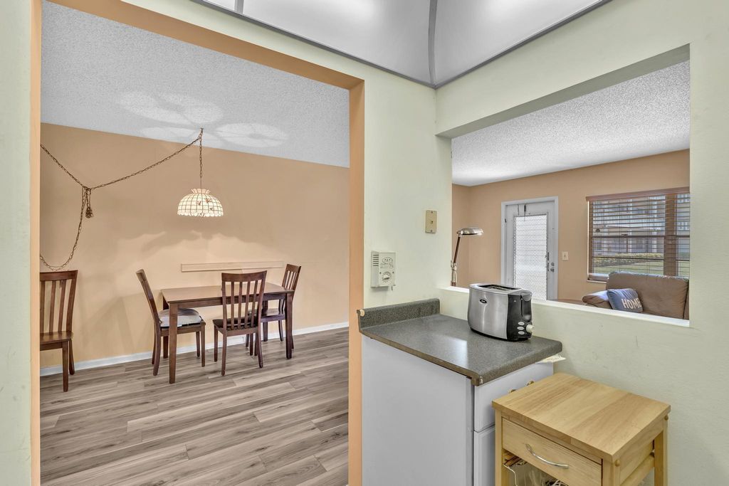 Image 9 of property listing at 339 Mansfield I 339, Boca Raton, FL 33434
