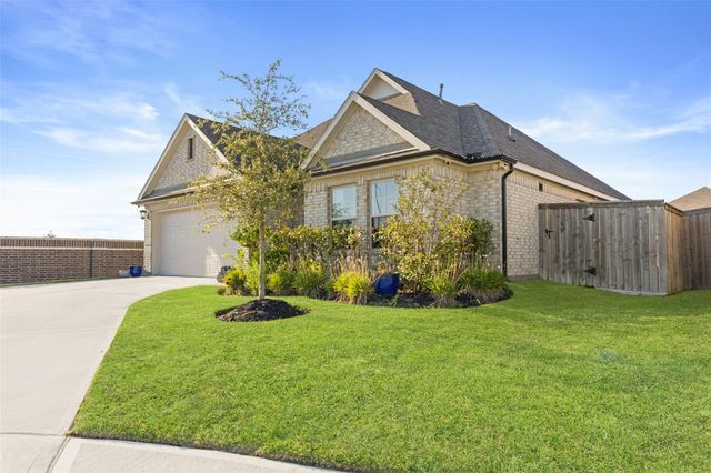 4901 Finns Landing Street, League City, TX 77573