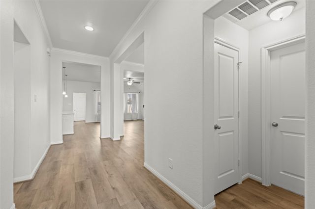 4901 Finns Landing Street, League City, TX 77573