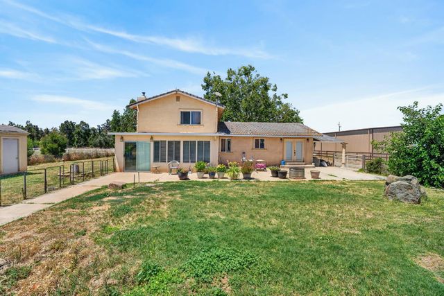 24390 N Jack Tone Rd, Acampo, CA 95220