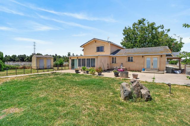 24390 N Jack Tone Rd, Acampo, CA 95220