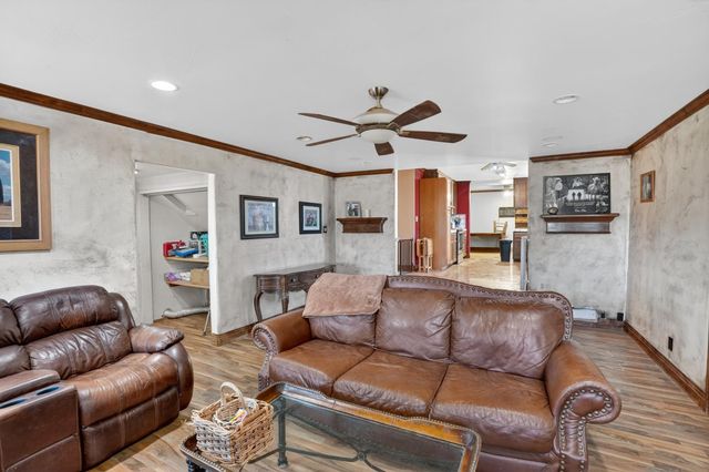 24390 N Jack Tone Rd, Acampo, CA 95220
