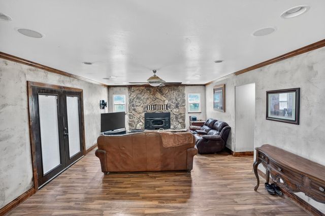 24390 N Jack Tone Rd, Acampo, CA 95220