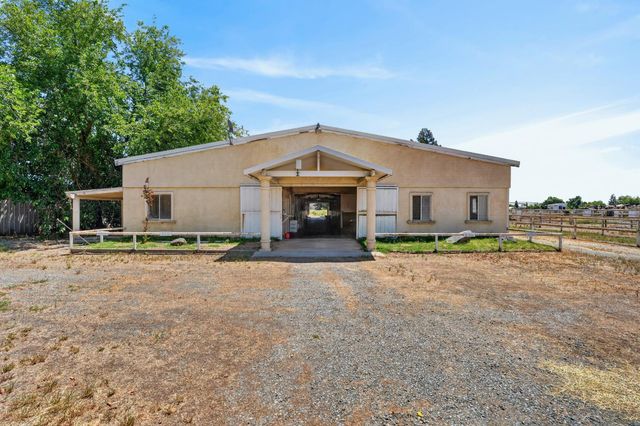 24390 N Jack Tone Rd, Acampo, CA 95220