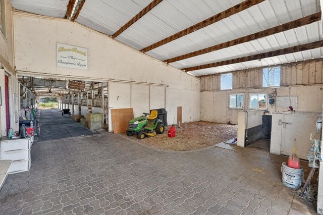 24390 N Jack Tone Rd, Acampo, CA 95220