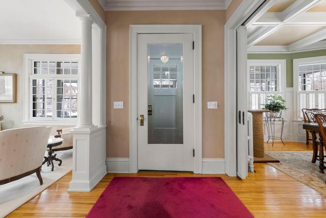 2017 Girard Avenue S, Minneapolis, MN 55405