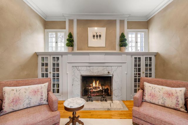 2017 Girard Avenue S, Minneapolis, MN 55405