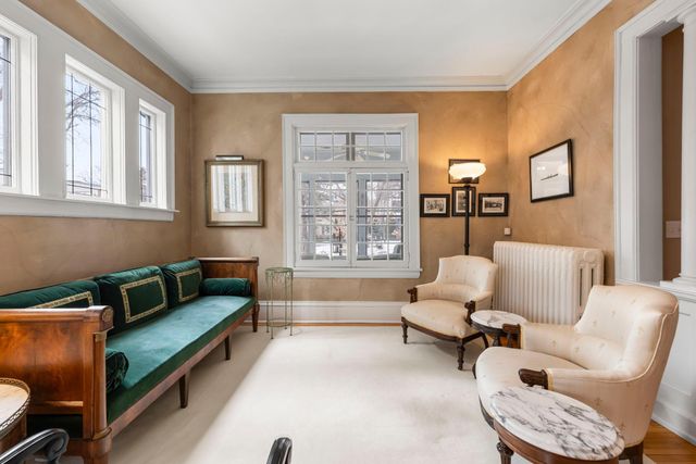 2017 Girard Avenue S, Minneapolis, MN 55405