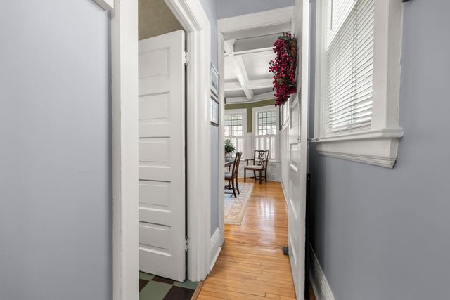 2017 Girard Avenue S, Minneapolis, MN 55405