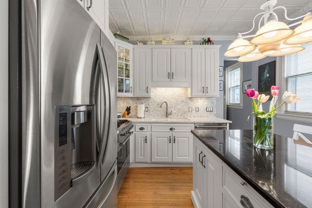 2017 Girard Avenue S, Minneapolis, MN 55405