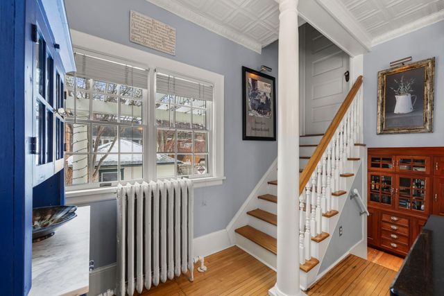 2017 Girard Avenue S, Minneapolis, MN 55405