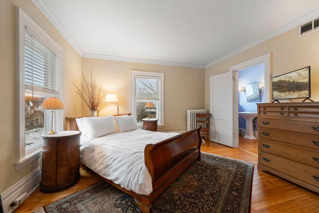 2017 Girard Avenue S, Minneapolis, MN 55405