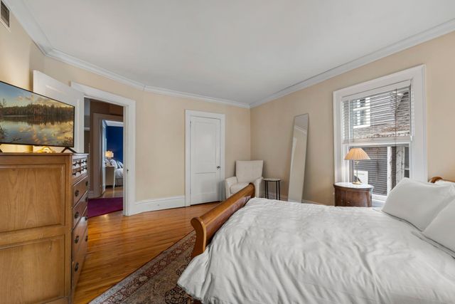 2017 Girard Avenue S, Minneapolis, MN 55405