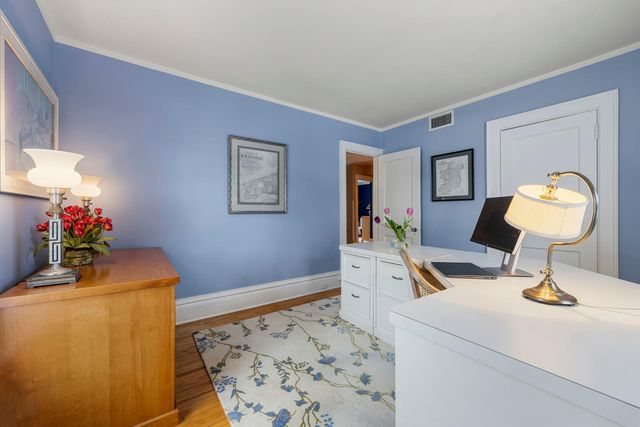 2017 Girard Avenue S, Minneapolis, MN 55405