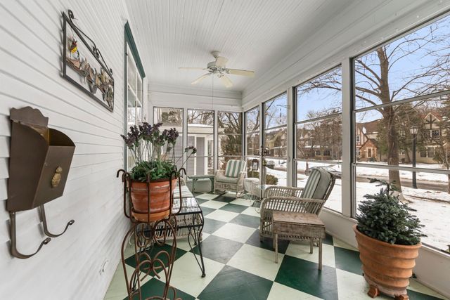 2017 Girard Avenue S, Minneapolis, MN 55405