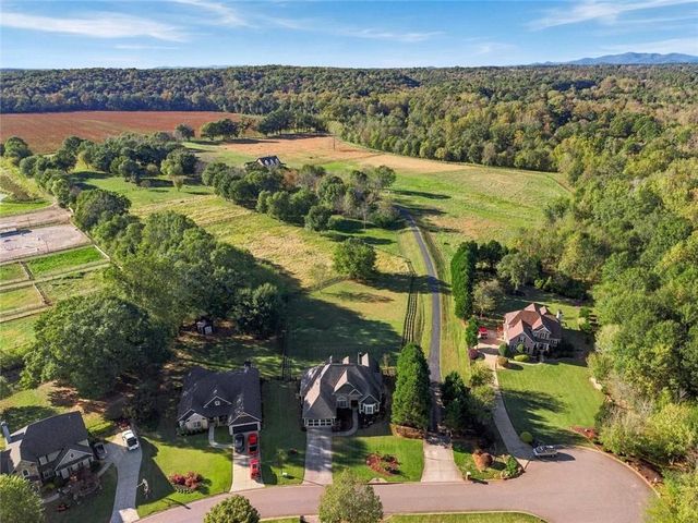 9555 Old Preserve Trail, Ball Ground, GA 30107