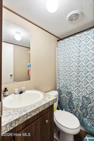 348 Murray Turner Farm Road, Burgaw, NC 28425