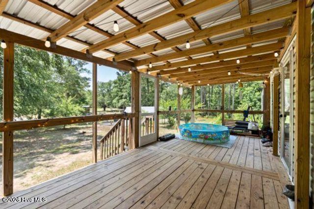 348 Murray Turner Farm Road, Burgaw, NC 28425