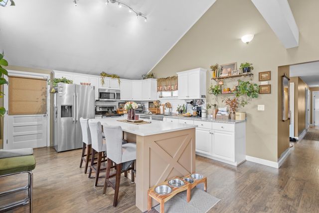 665 Walnut Street, Manchester, NH 03104