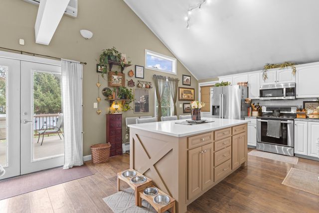 665 Walnut Street, Manchester, NH 03104