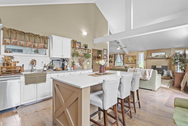 665 Walnut Street, Manchester, NH 03104