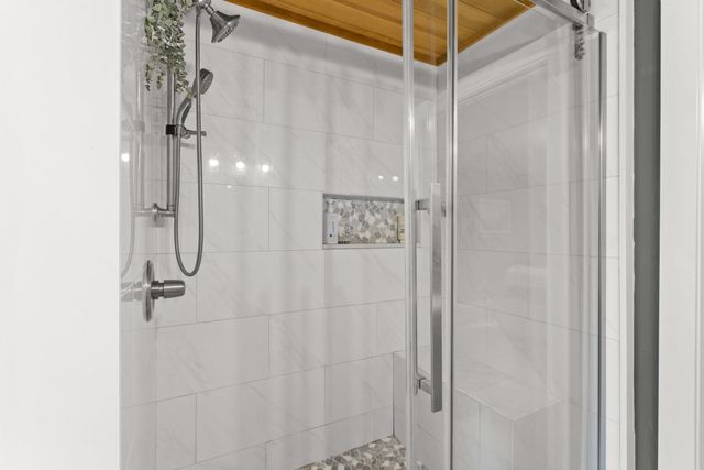 665 Walnut Street, Manchester, NH 03104