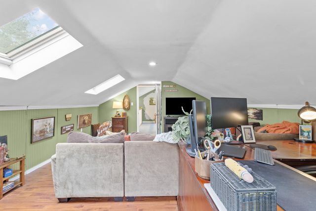 665 Walnut Street, Manchester, NH 03104