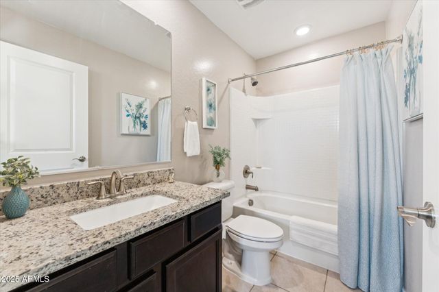 8244 W ALBENIZ Place, Phoenix, AZ 85043