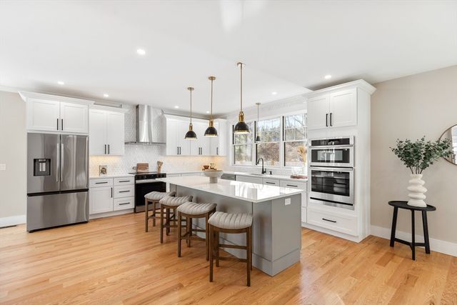 7 Blue Heron Way, Concord, MA 01742