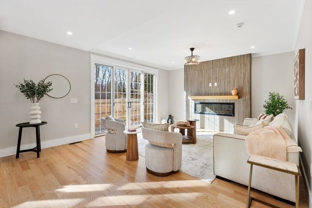 7 Blue Heron Way, Concord, MA 01742