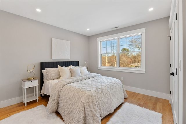 7 Blue Heron Way, Concord, MA 01742