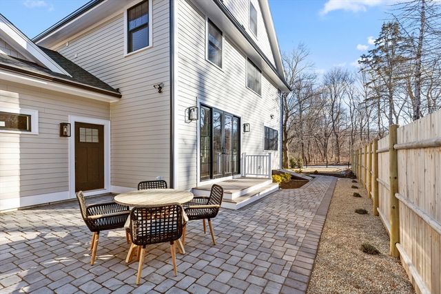 7 Blue Heron Way, Concord, MA 01742