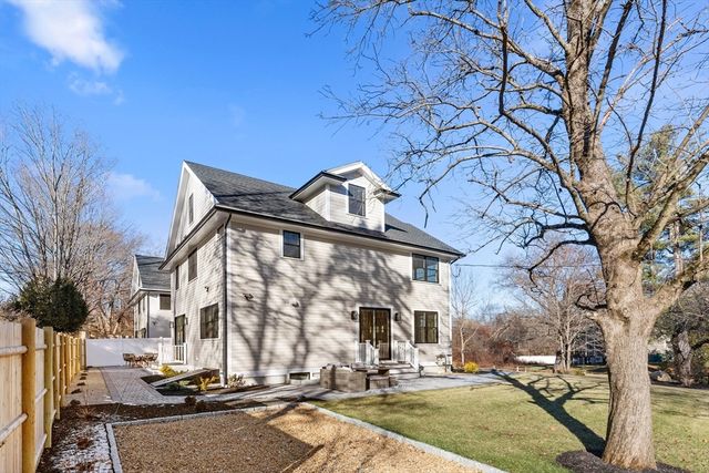 7 Blue Heron Way, Concord, MA 01742