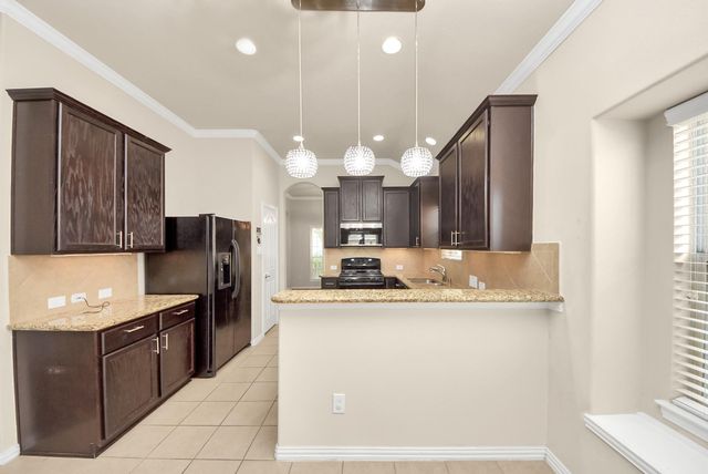 6611 Hawkins Hill Lane, Dickinson, TX 77539