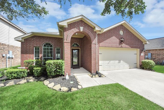 6611 Hawkins Hill Lane, Dickinson, TX 77539