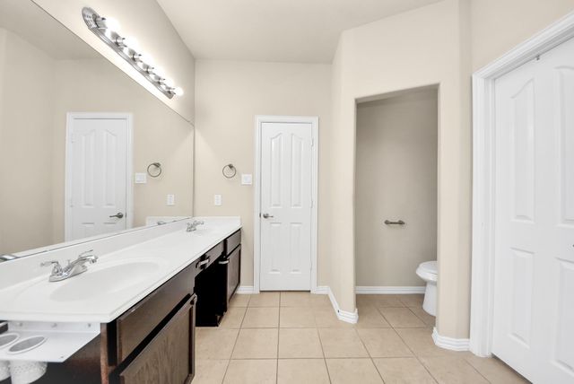 6611 Hawkins Hill Lane, Dickinson, TX 77539