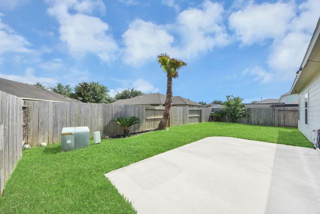 6611 Hawkins Hill Lane, Dickinson, TX 77539