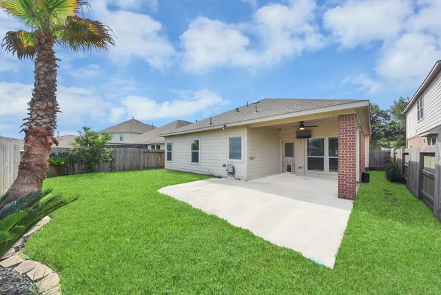 6611 Hawkins Hill Lane, Dickinson, TX 77539
