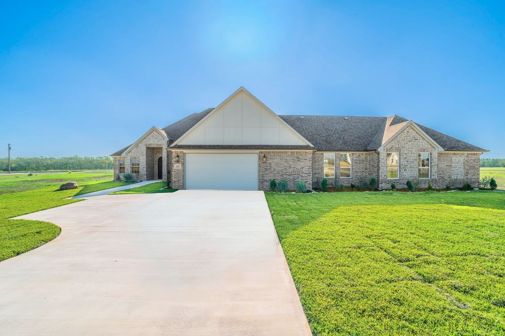 1060 Grison Circle, Corsicana, TX 75109
