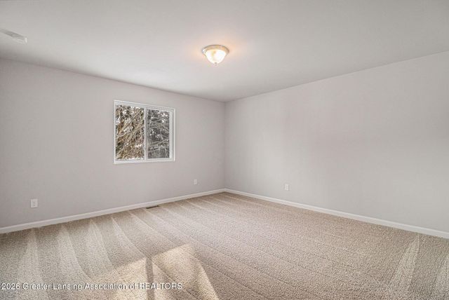 752 St Andrews Drive, Eaton Rapids, MI 48827