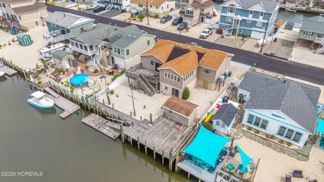 112 E Potomac Drive, Little Egg Harbor, NJ 08087